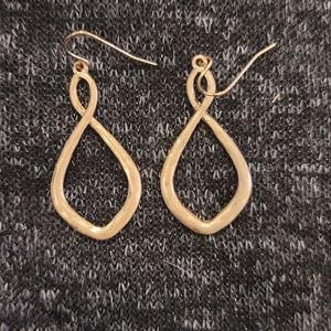 Vintage Gold Toned Hammered Infiniti earrings